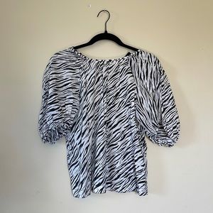 Who What Wear Zebra Short Sleeve